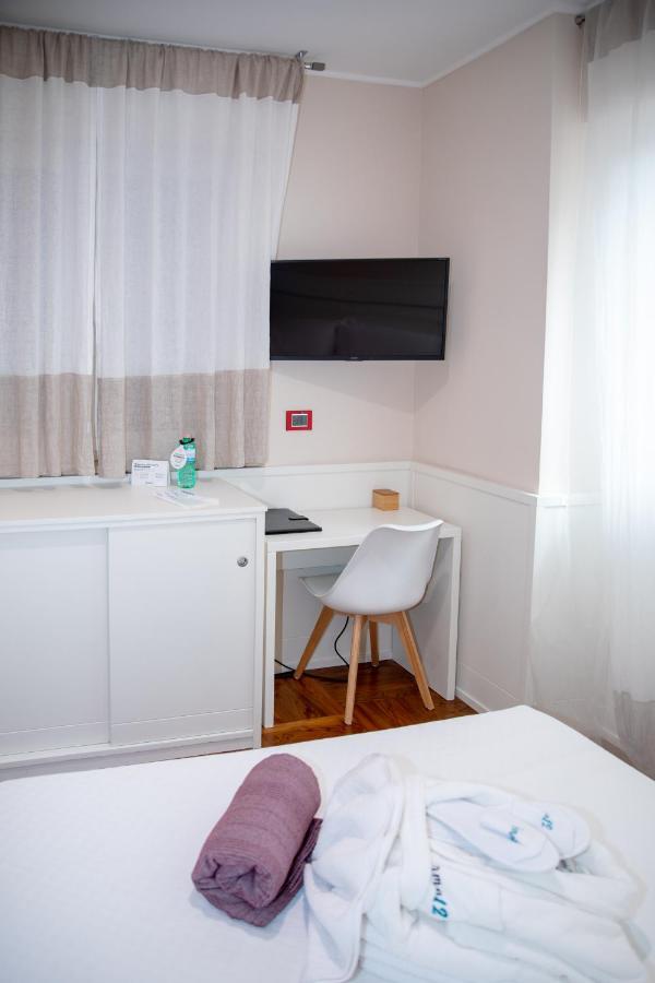 Emma 12 Hotell Rom Exteriör bild
